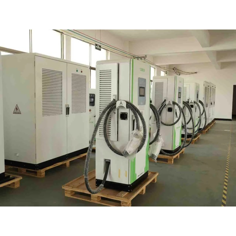 محطة شحن سيارات كهربائية 7 كيل - مراجعة Outdoor Power Station وسعره