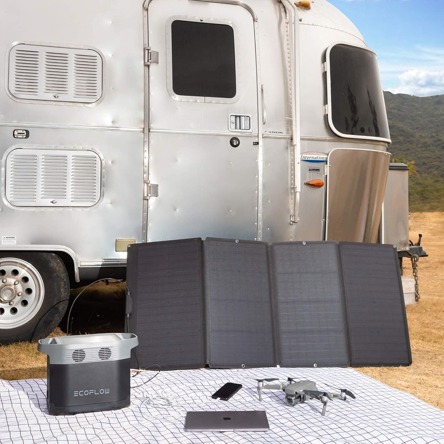 لوح شمسي قابل للطي بقوة 160 وا - مراجعة Outdoor Power Station وسعره